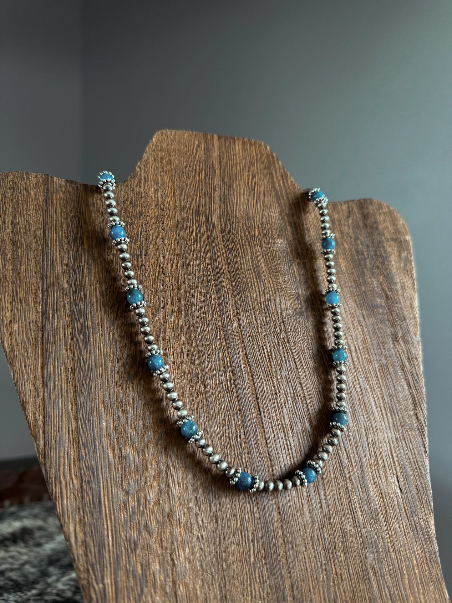 17" Blue Quartz