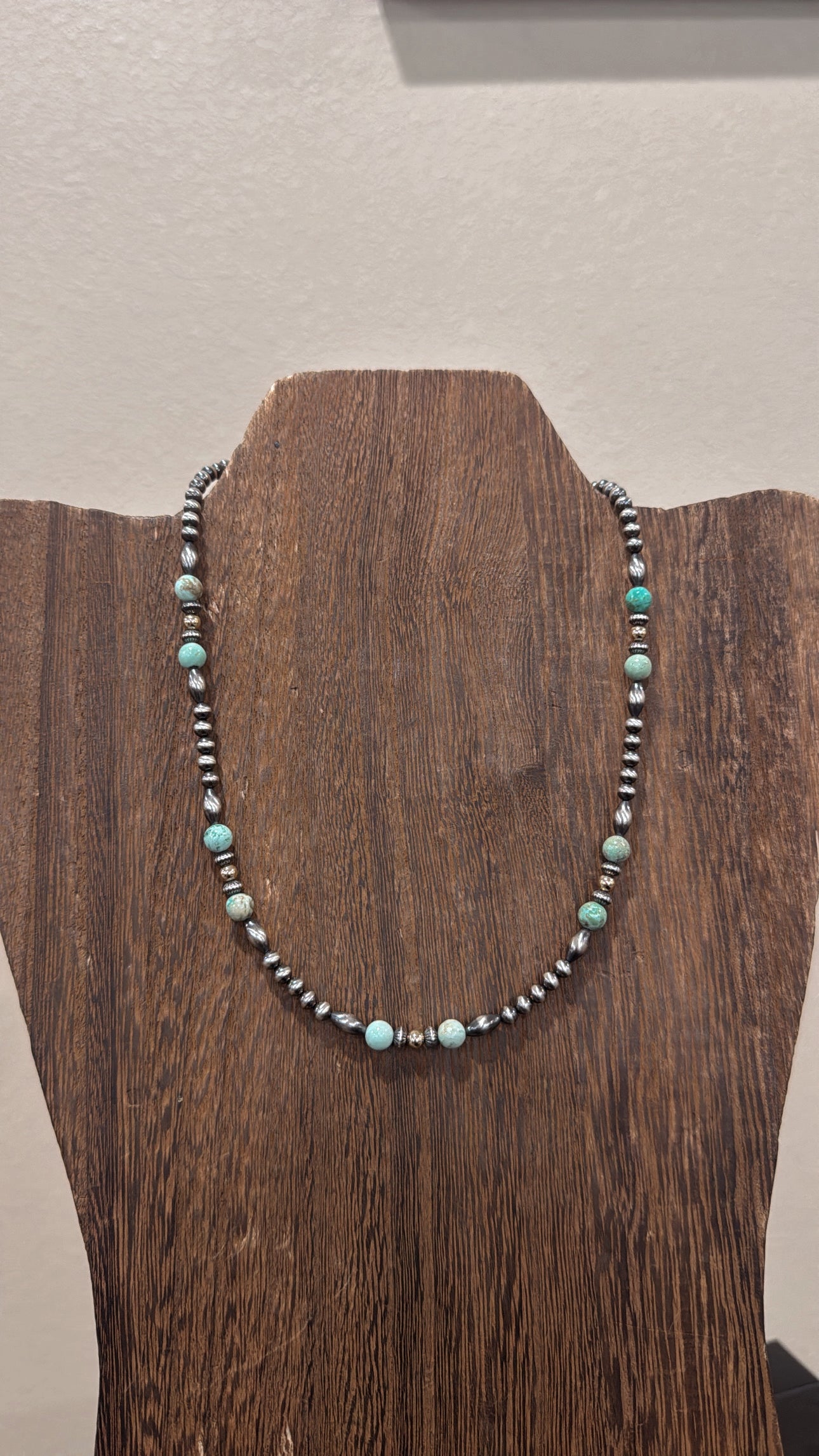 14" Turquoise & Gold