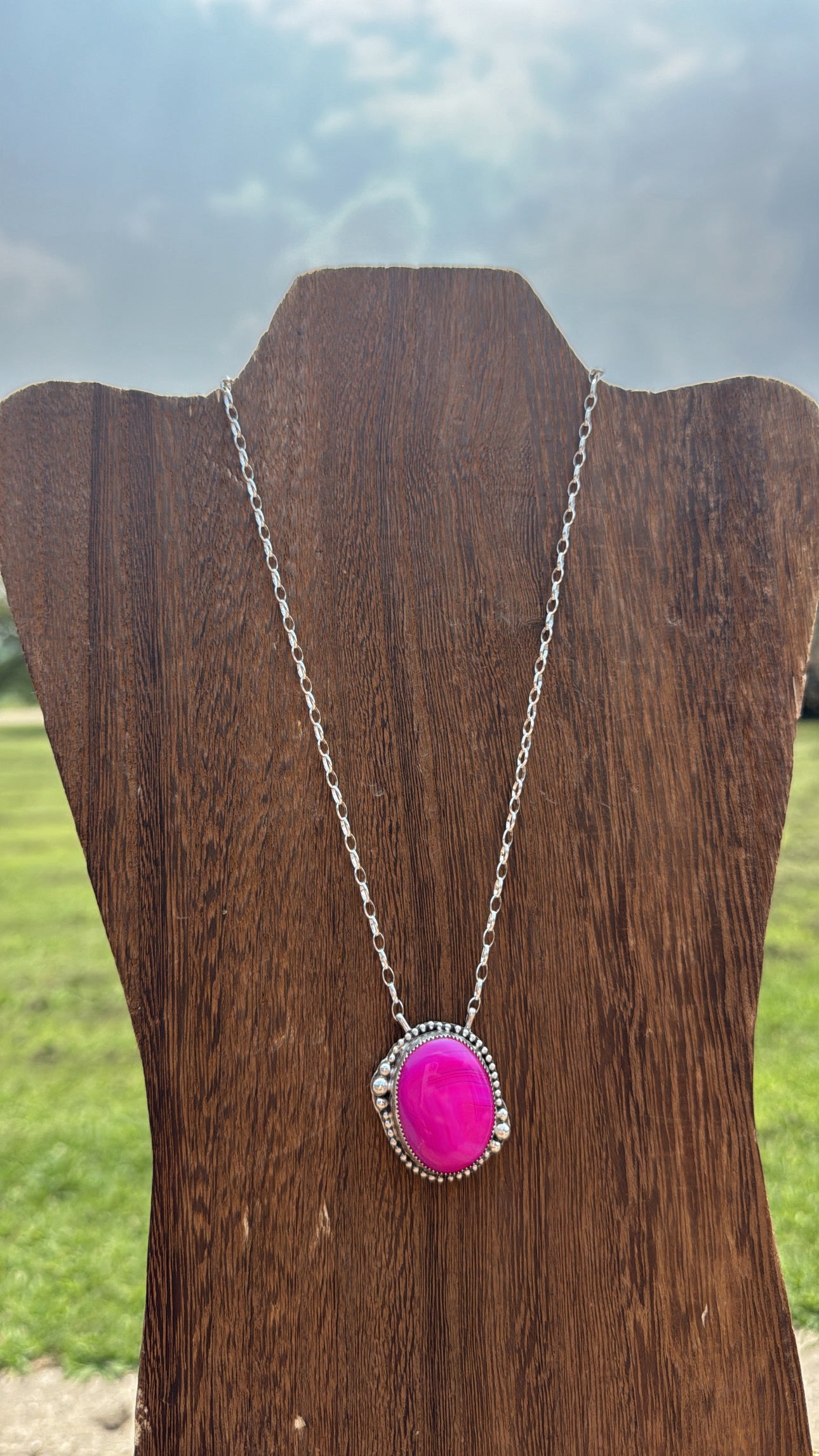 18" Hot Pink Agate