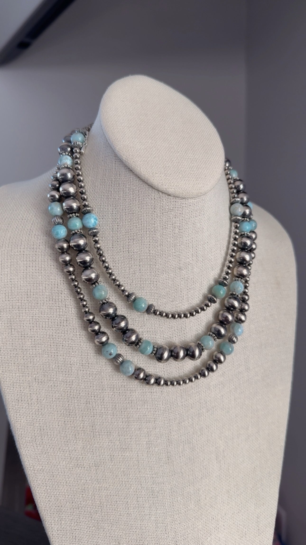 16" Blue Larimar