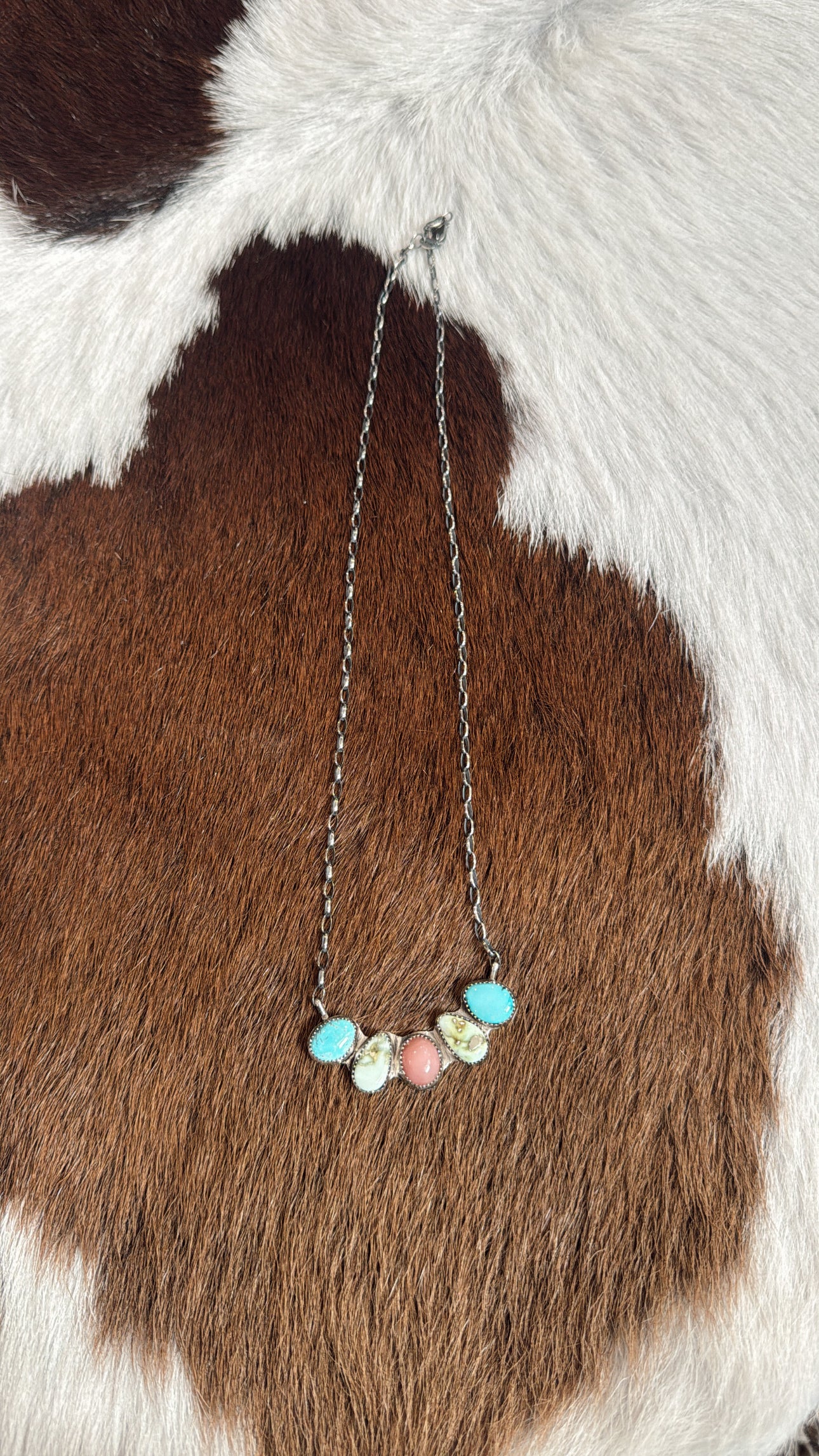 18" Pink Conch, Palomino & Turquoise