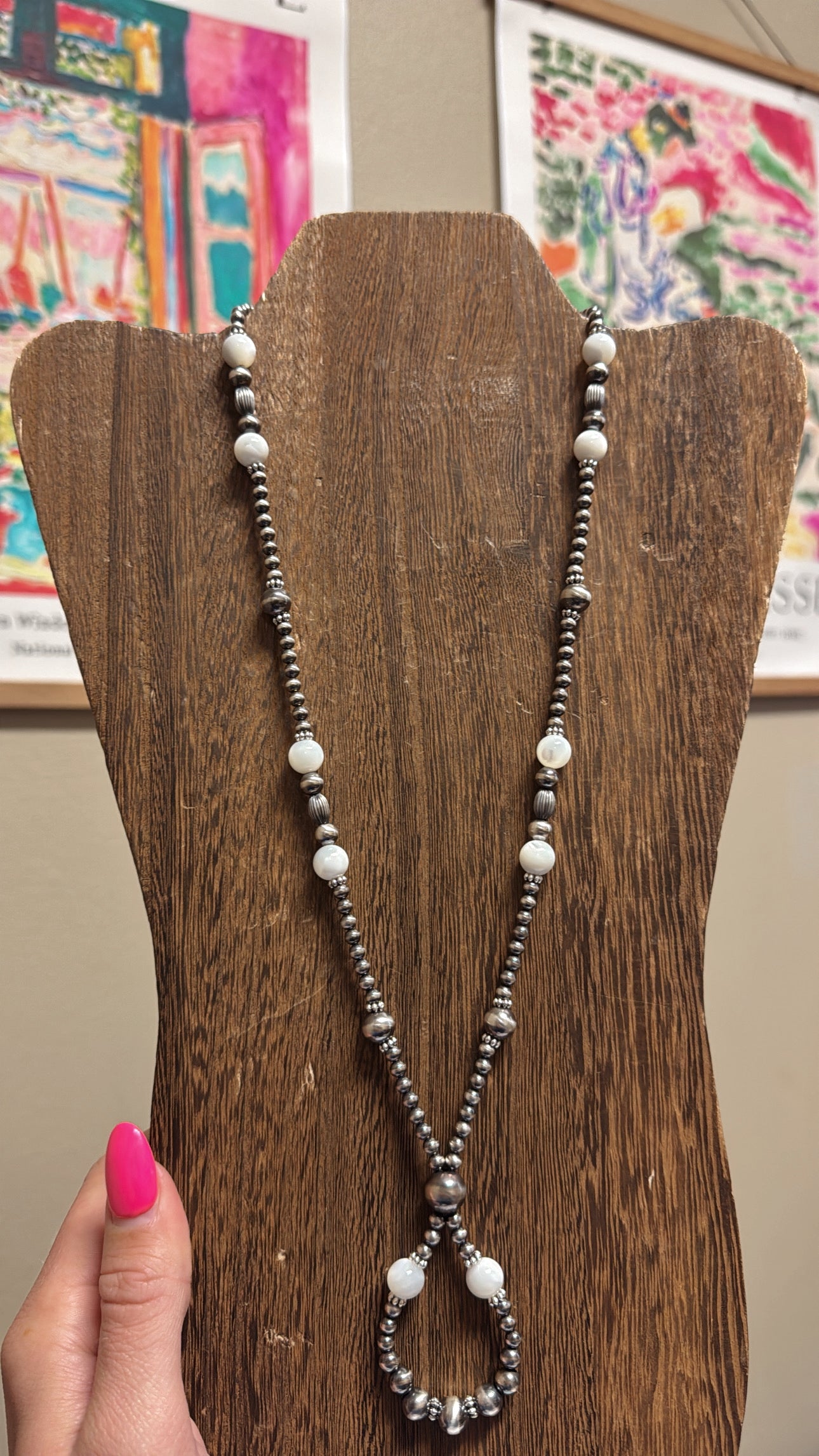 Mother of Pearl Loop Necklace