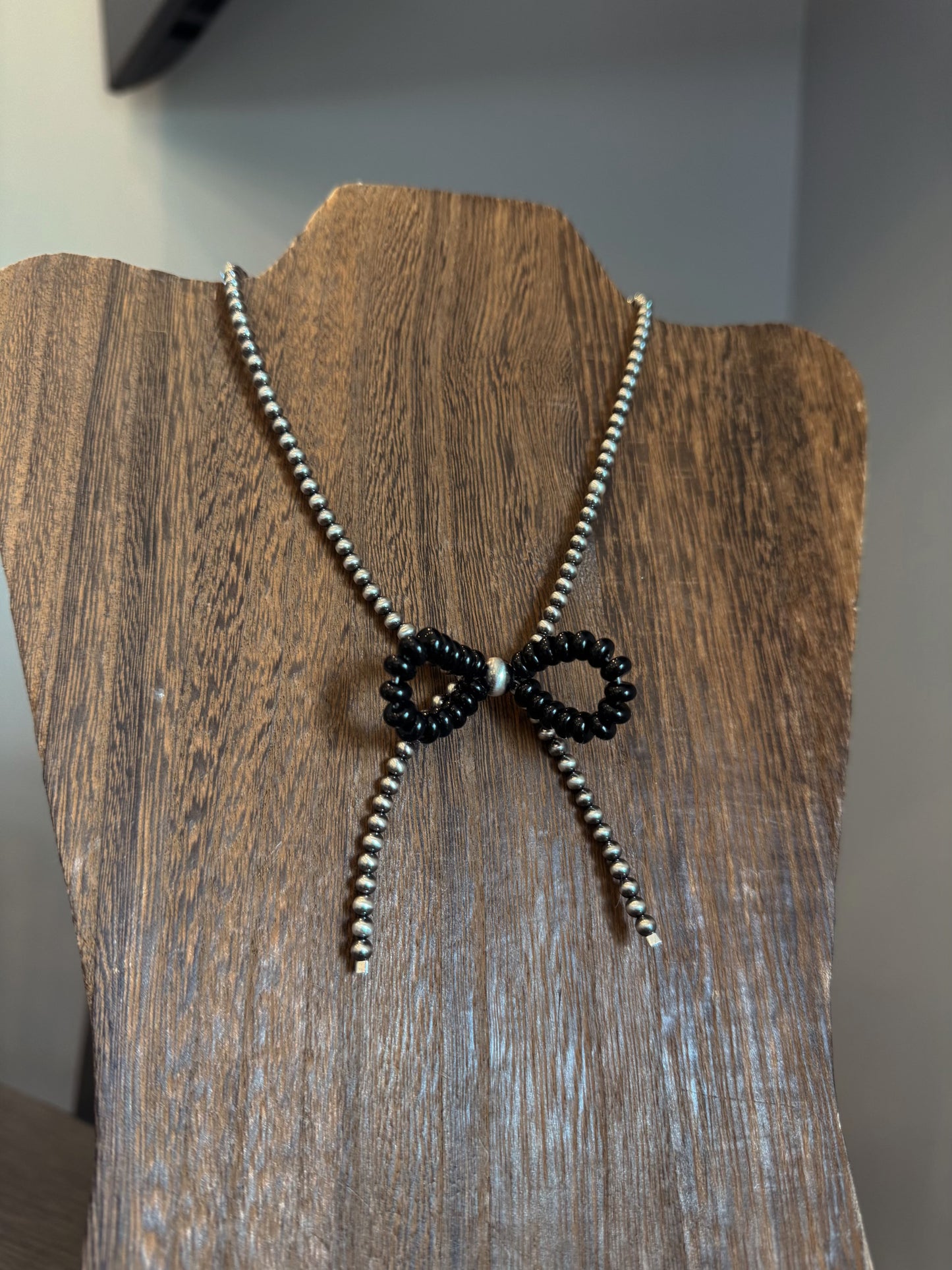 Black Onyx Bow PREORDER