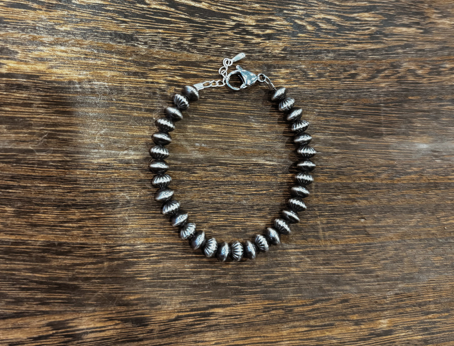 6mm Corrugated Saucer Bracelet