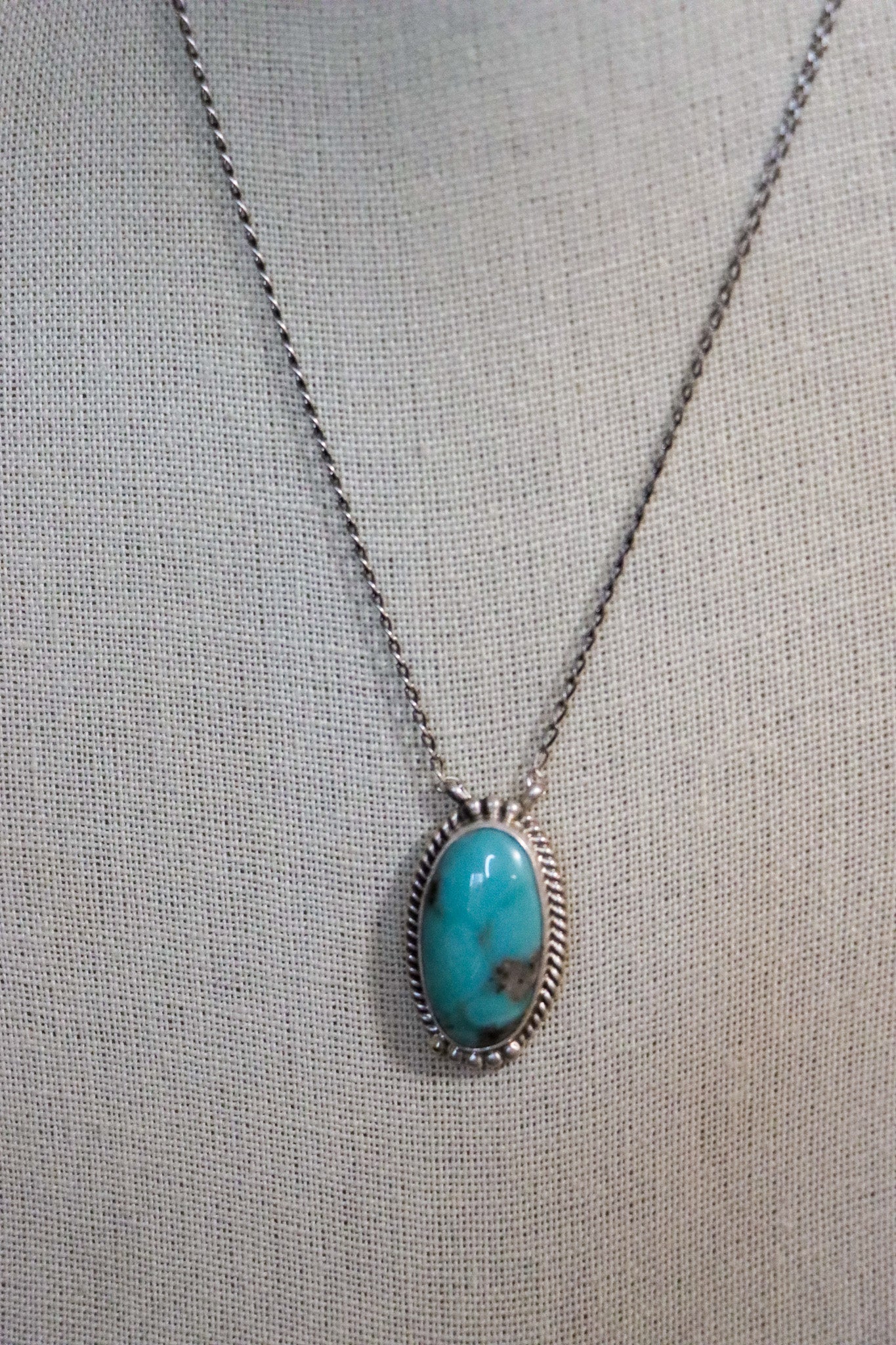 18" Kingman Turquoise Necklace