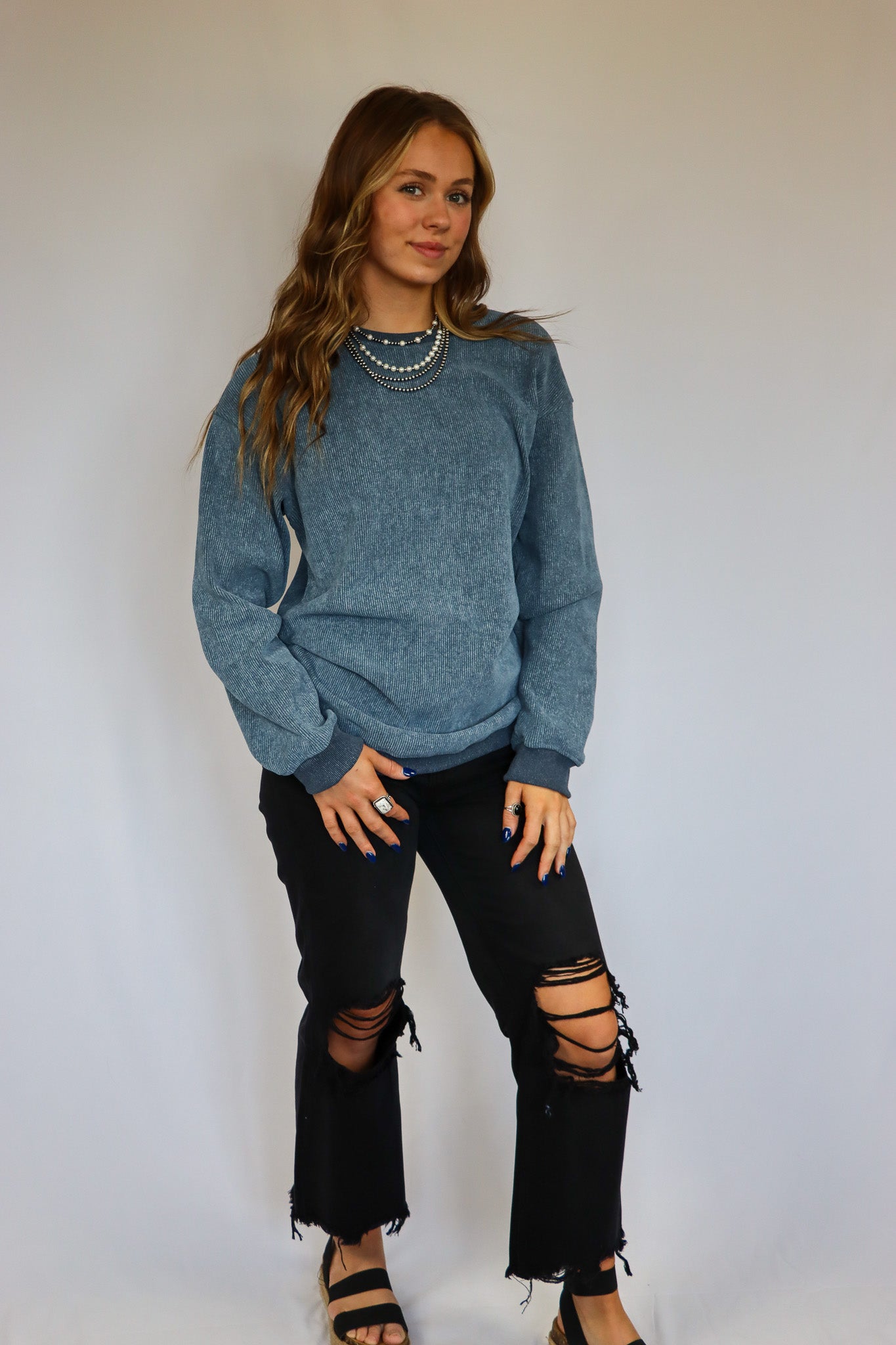 Solid Ribbed Pullover Sweatshirt