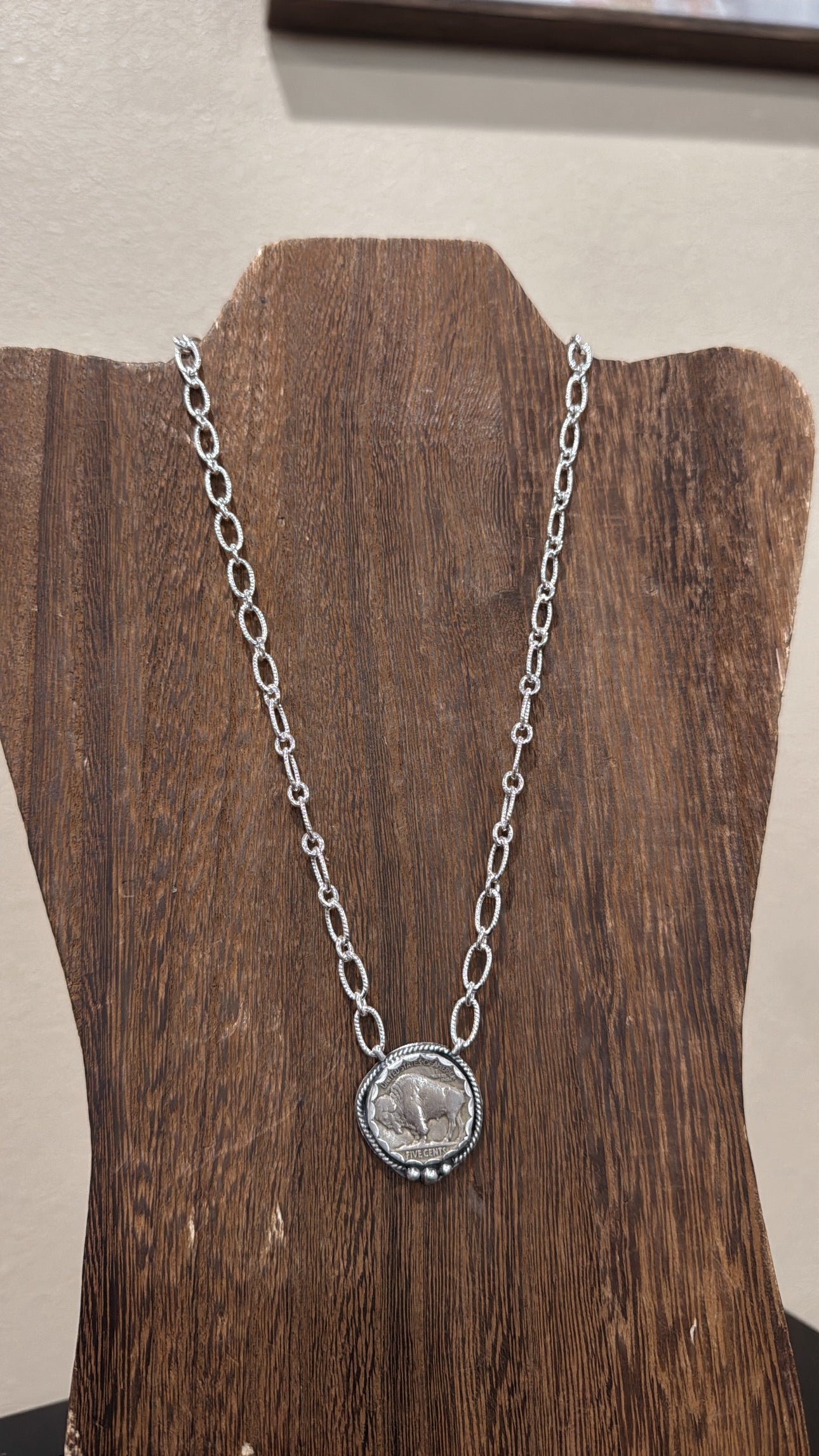 18" Buffalo Coin Necklace w/ Textured Chain