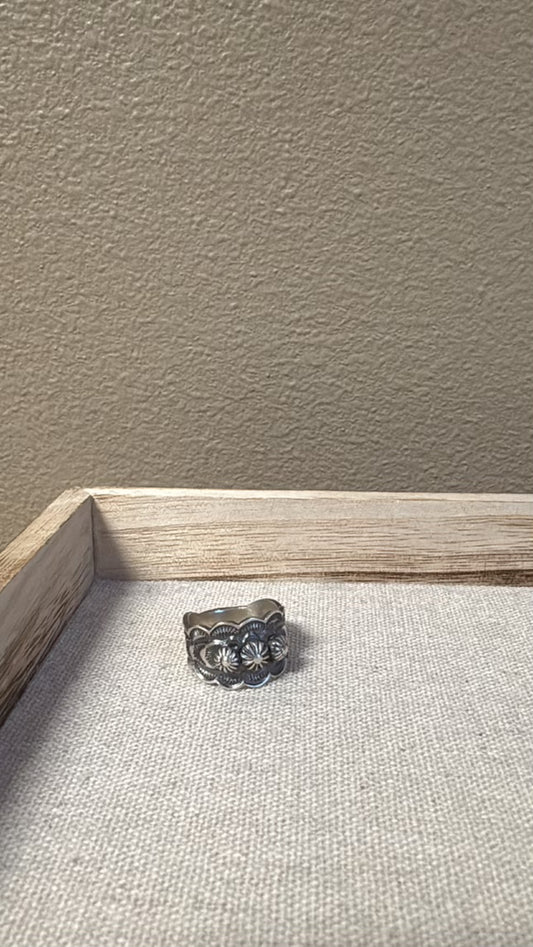 The Cassidy Sterling Flower Cigar Band Ring 8.5