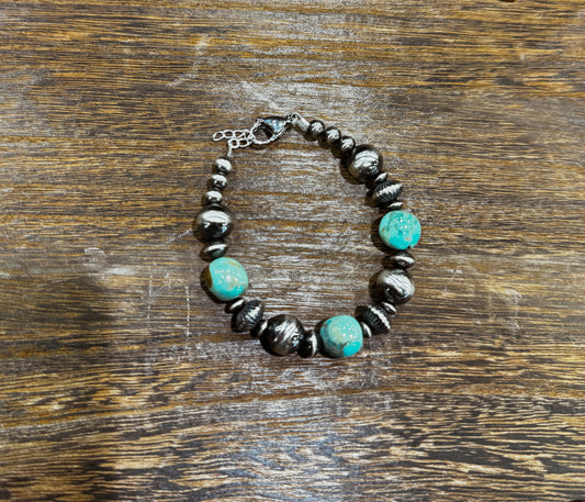 5-10mm & Saucer Turquoise Bracelet