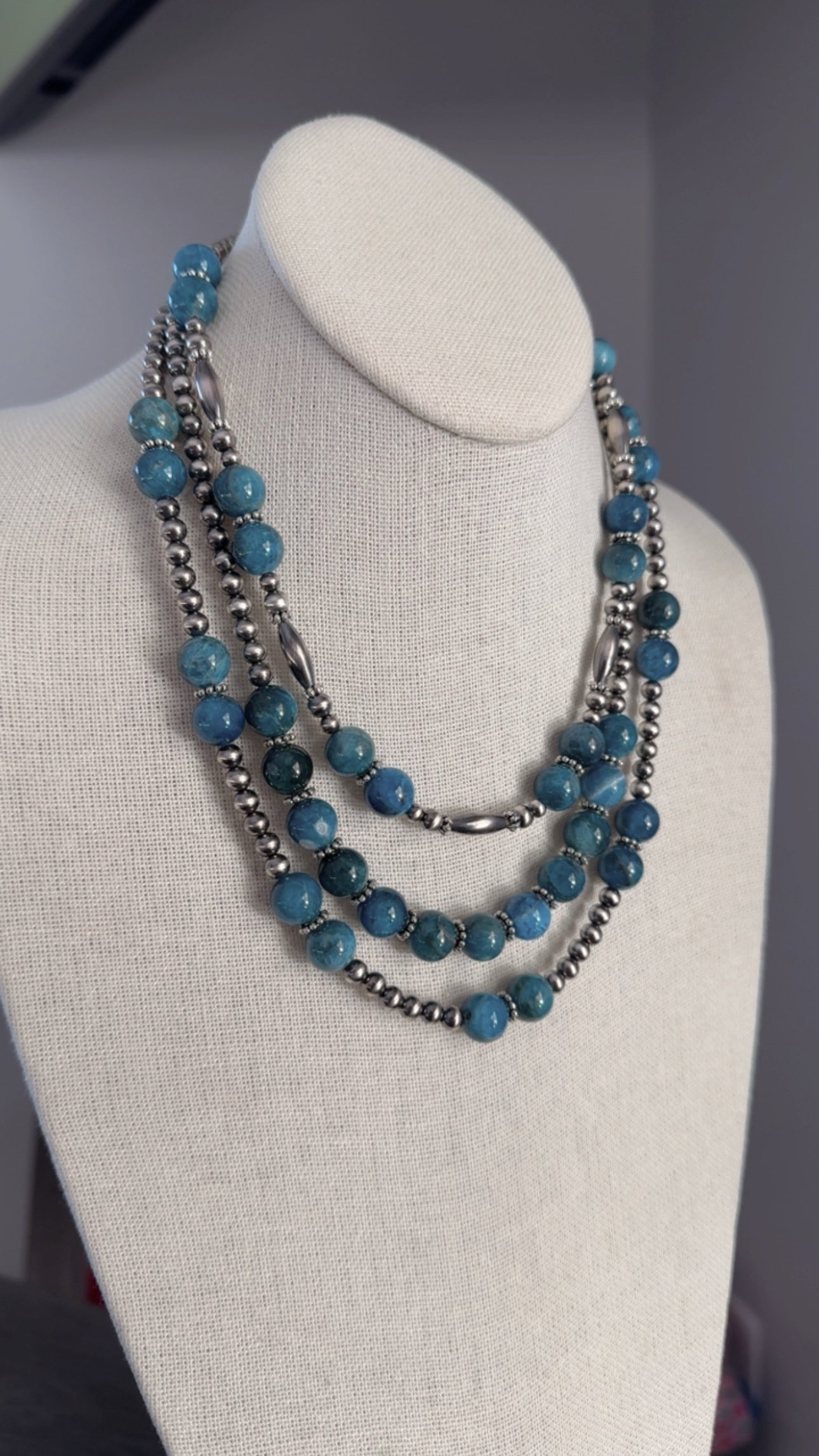 15" Blue Apatite