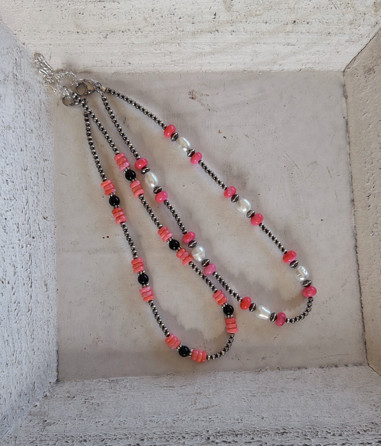 14" Hot Pink & Black Onyx