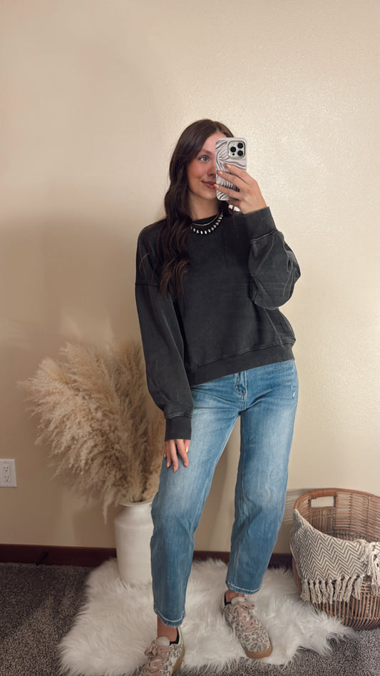 Pigment Washed Relaxed Fit Sweatshirt
