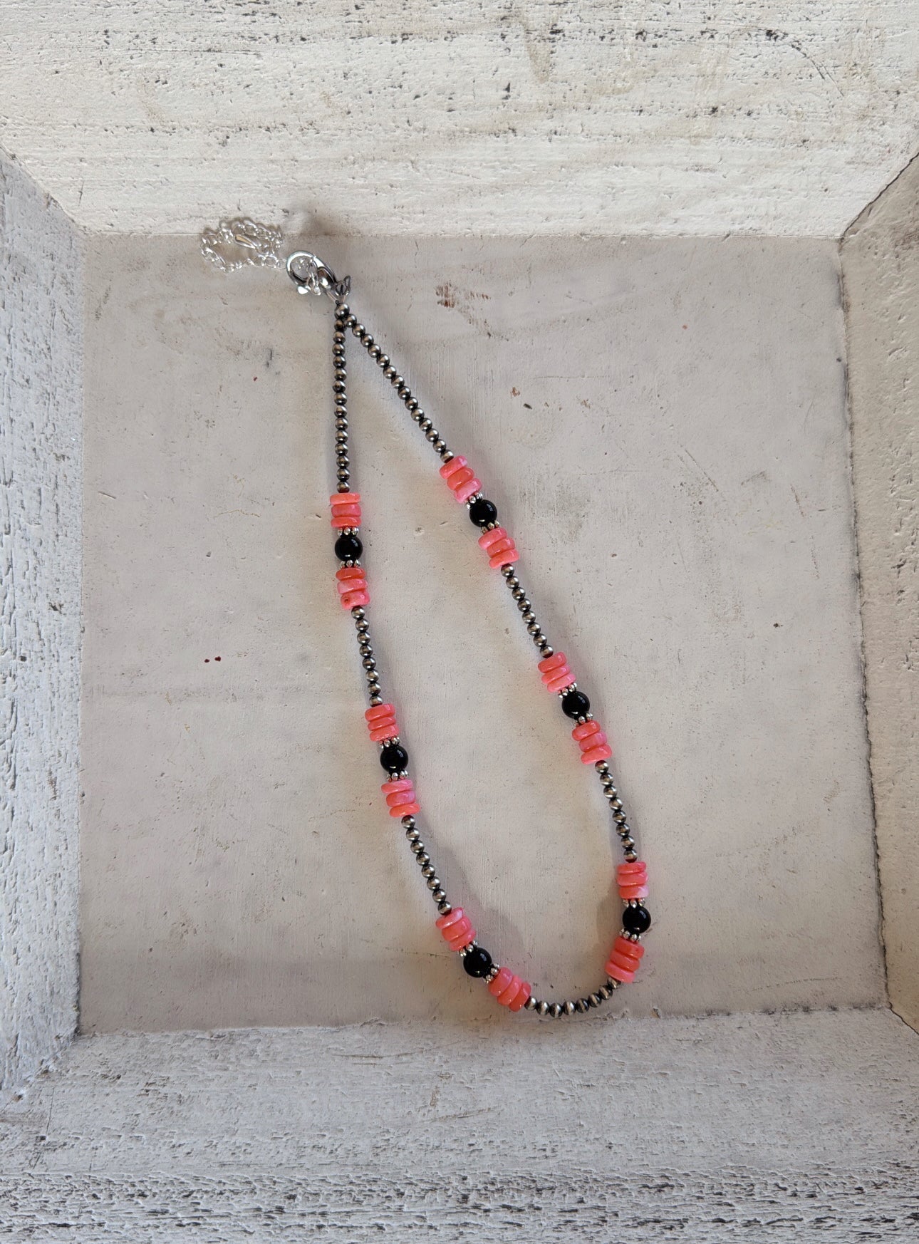 14" Hot Pink & Black Onyx