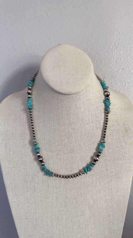17" Turquoise Chips