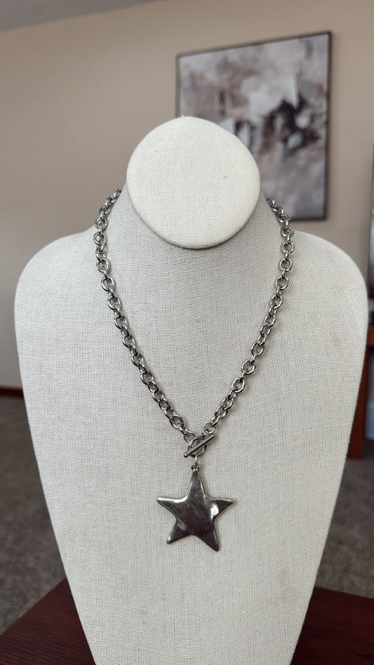 Star Toggle Necklace Silver