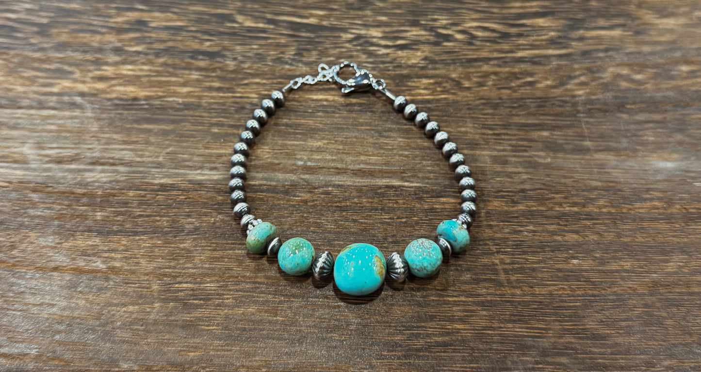 4mm & Saucer Turquoise Bracelet