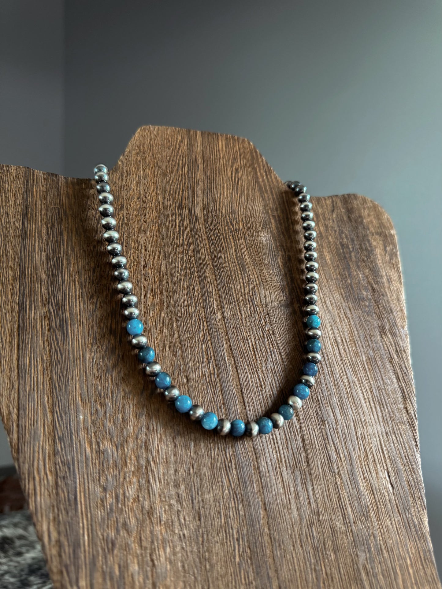 14" Blue Quartz