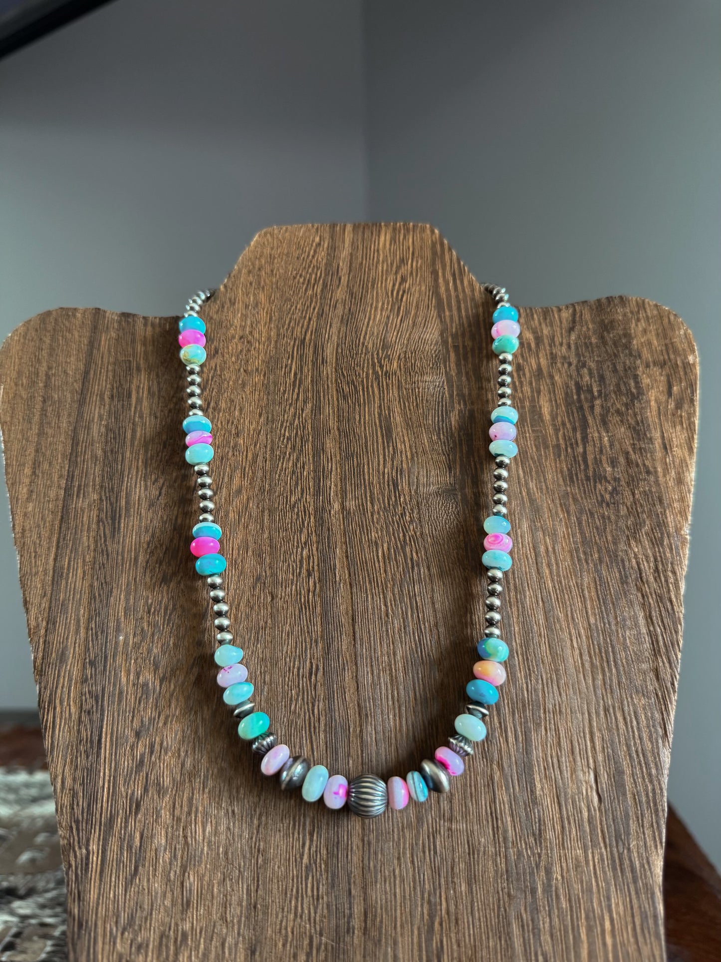 16" Blue & Pink